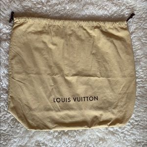 100% guarantee authentic pre owned dustbag